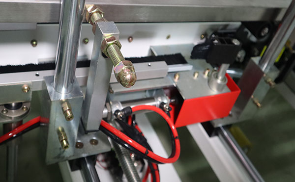 自動折蓋封箱機,封箱機,封箱機廠家,高臻智能